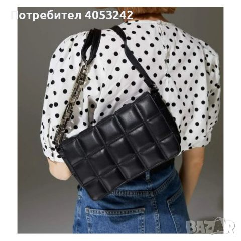 Капитонирана дамска чанта за рамо с асиметричен дизайн на дръжката , снимка 5 - Чанти - 45099849