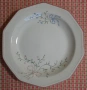 Английска порцеланова чиния Churchill Chartwell Mille Fleurs, снимка 1