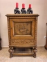 Винтидж шкаф с богата дърворезба , снимка 1