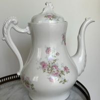 Страхотен порцеланов чайник, Baudour Fuisseaux произведен преди 1918 година. , снимка 2 - Антикварни и старинни предмети - 45509113