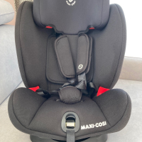 Maxi-Cosi Titan Pro i-Size е столче за кола, снимка 6 - Столчета за кола и колело - 45037221