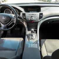 Продавам Хонда Акорд 2.0 i-VTEC Automatic Facelift, снимка 14 - Автомобили и джипове - 45074514