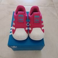 детски кецове Adidas, снимка 2 - Бебешки обувки - 45382904