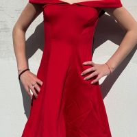 Дамска рокля Guess, снимка 12 - Рокли - 45690558