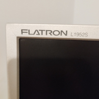 Монитор LG Flatron L1952S | 19 инча | 1280 x 1024 | Нов VGA кабел, снимка 8 - Монитори - 45010442