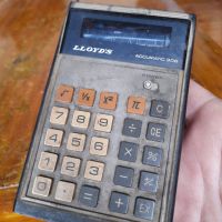 Стар калкулатор Lloyds #2, снимка 2 - Други ценни предмети - 45372469