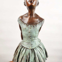 Бронзова пластика "Малката балерина" (Дега), снимка 1 - Статуетки - 44988512