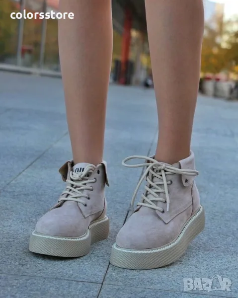 Равни боти - бежов велур - MKS70, снимка 1