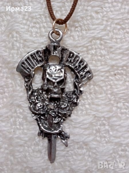 Сребърна висулка медальон Guns N' Roses, снимка 1