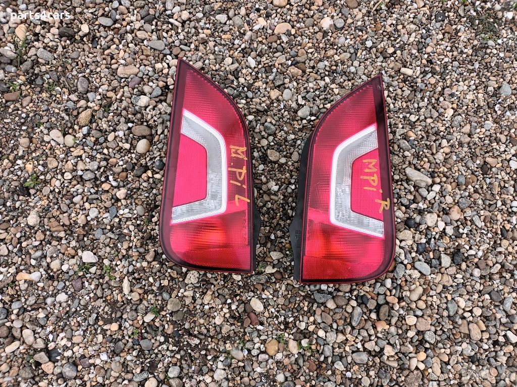 ляв и десен стоп за фолксваген ъп 12 - 16 VOLKSWAGEN UP, снимка 1