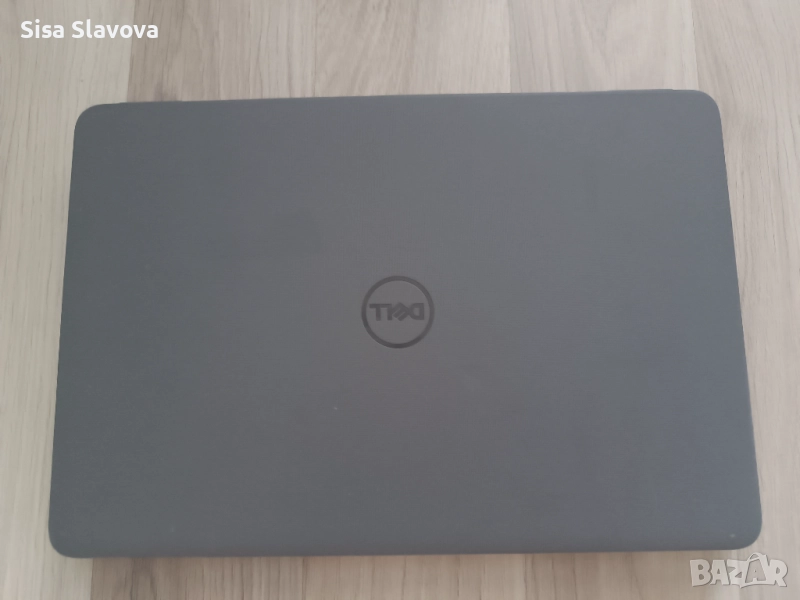 Лаптоп Dell , снимка 1