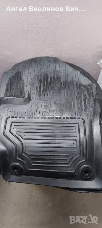 Гумени стелки оригинални Тойота Корола., снимка 1