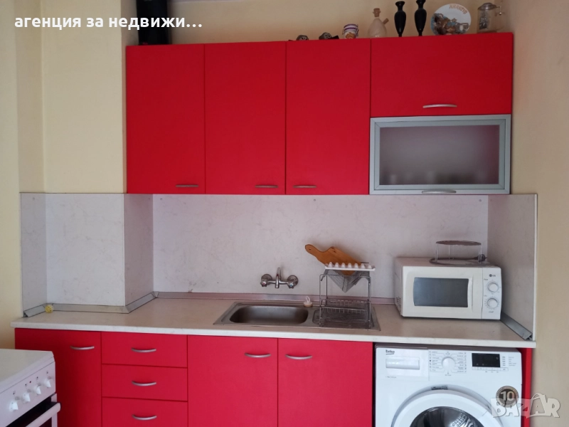 Двустаен обзаведен апартамент в района на Колхозен пазар, снимка 1