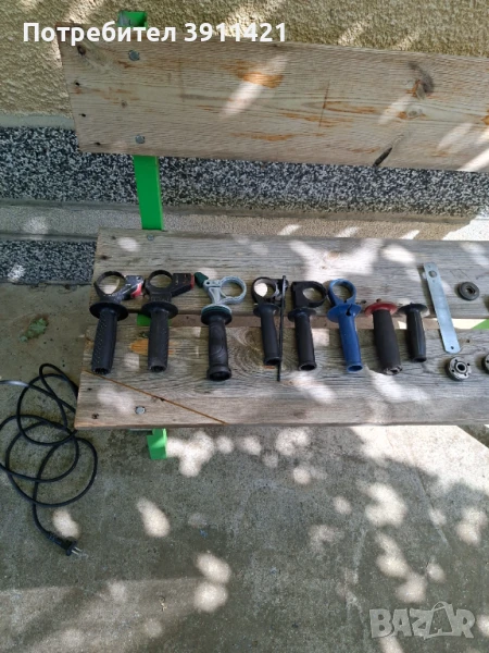 Странични ръкохватки за дрелки,перфоратори и шлайфове.Други..., снимка 1