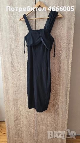 Продавам черна рокля