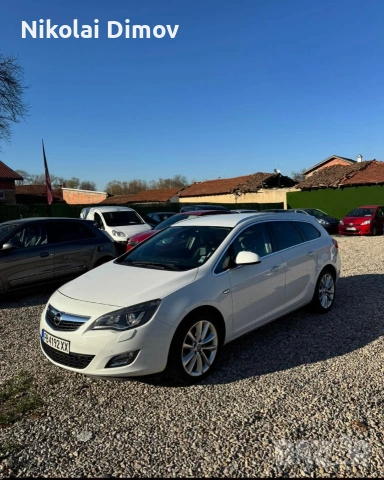 Opel Astra J Sports tourer 2.0 CDTi , снимка 4 - Автомобили и джипове - 53387018