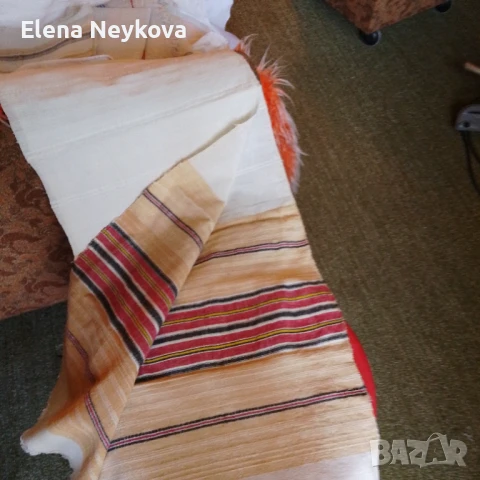 Финна изработка на платно 