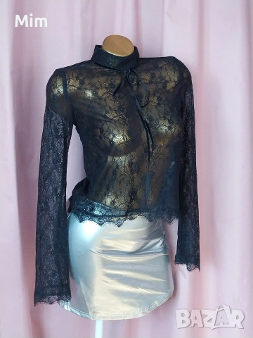 STYLE S Черен дантелен топ с дълъг 