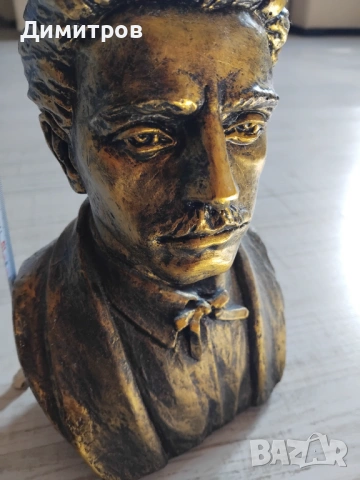 Бюст на Васил Левски