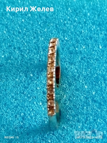 Дамски сребърен пръстен тип ПОЛОВИН ВЕЧНОСТ с инкрустирани кристали стил и елегантност 52391, снимка 2 - Пръстени - 52606508