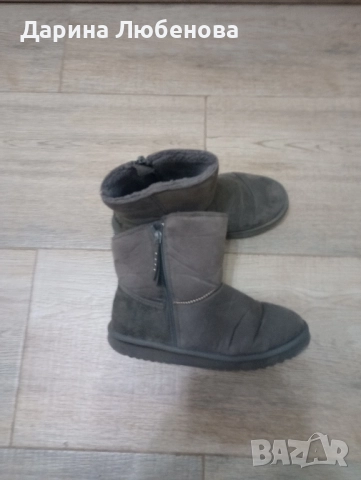 Велурени апрески 