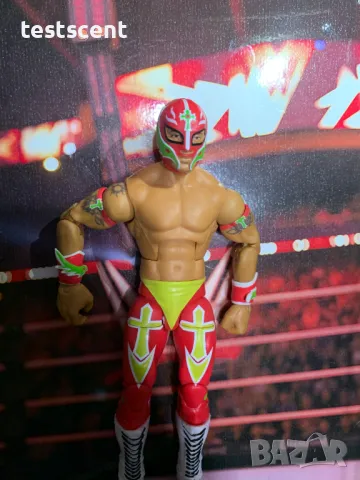 Екшън фигура WWE Rey Mysterio Mattel Elite играчка Рей Мистерио Red & Yellow, снимка 9 - Колекции - 49145420