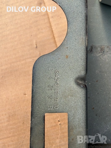 Калник Mercedes EQC W293, снимка 3 - Части - 53439841