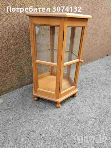 Многоъгълна витринка в стил Рустик, снимка 2 - Секции и витрини - 52879111