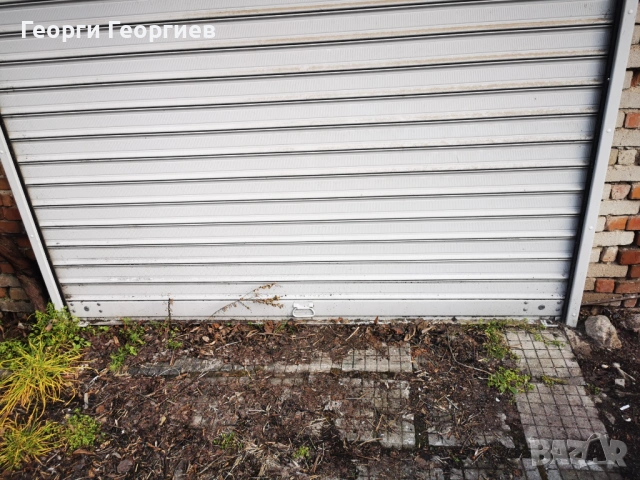 Продава се гараж с подготвено електрозахранване (трифазен ток) – отлична локация , снимка 3 - Гаражи и паркоместа - 54045338
