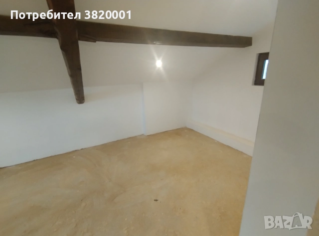 Триетажна къща в Осеново, снимка 11 - Къщи - 52387276