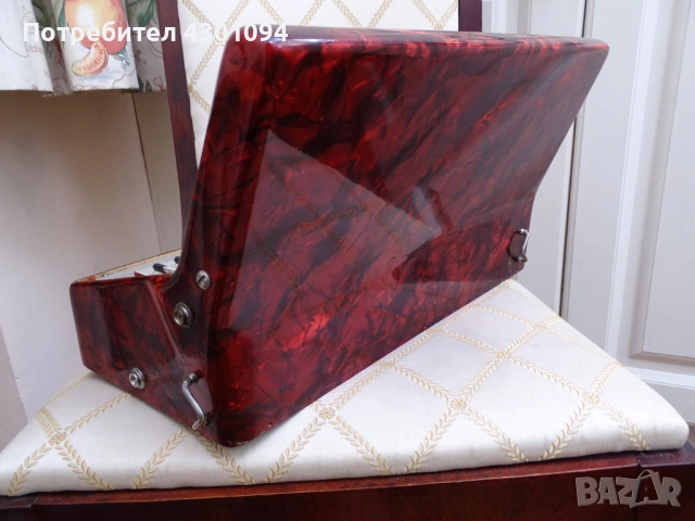 Корпус (клавиатура) за Акордеон Weltmeister Stella 60 баса, снимка 10 - Акордеони - 53576648