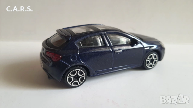 Alfa Romeo Giulietta Bburago - Мащаб 1:43 , снимка 5 - Колекции - 54216706