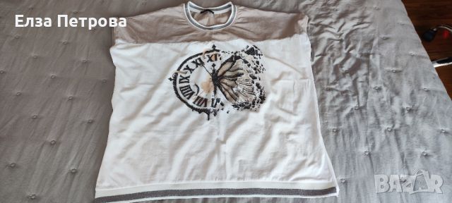 Бяла памучна блуза с пеперуда от черни камъни  с ивица цвят капучинос и къс ръкав, снимка 1 - Тениски - 46351264