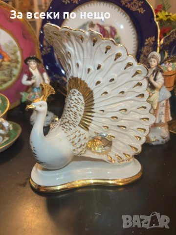 Capodimonte Italy Circa 1980 Porcelain Peacock Figurine W/ Colorful Crystal Accents Паунът Код P1848, снимка 8 - Декорация за дома - 53015053