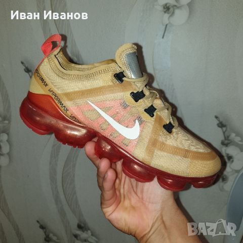 оригинални Nike Air Vapormax 2019 Gold Light номер 39-40, снимка 9 - Маратонки - 36301953