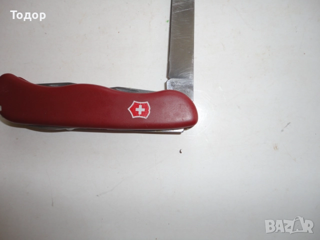 Голям швейцарски нож Victorinox , снимка 10 - Ножове - 52670360