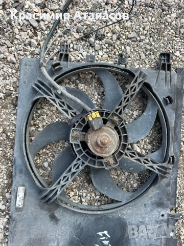 55700341. Перка охлаждане за Фиат Гранде пунто. Бензин. 55702186 , снимка 2 - Части - 53871270