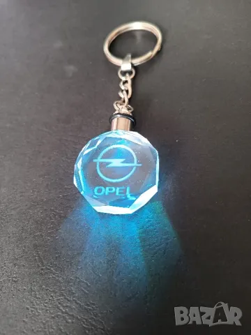 Кристален ключодържател OPEL, снимка 2 - Аксесоари и консумативи - 50173528