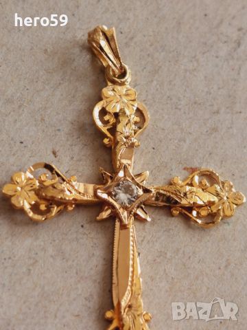 Стар златен 18к кръст , снимка 4 - Колиета, медальони, синджири - 45674276