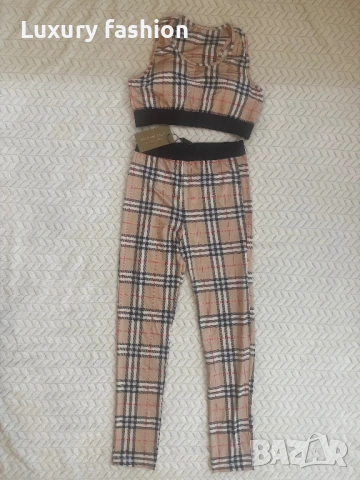 Дамски сет Burberry , снимка 9 - Комплекти - 54254839