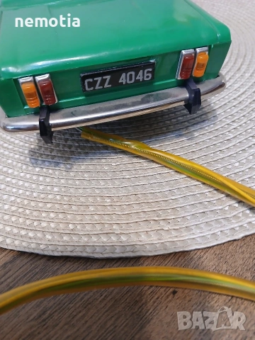 Ретро Фиат 125 с жило, снимка 4 - Антикварни и старинни предмети - 53682986