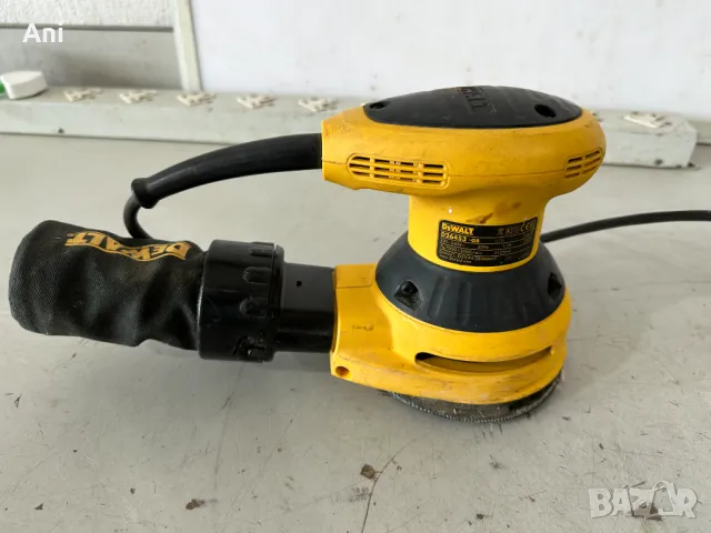 Ексцентрик шлайф - Dewalt 280 W, снимка 5 - Други машини и части - 46914252