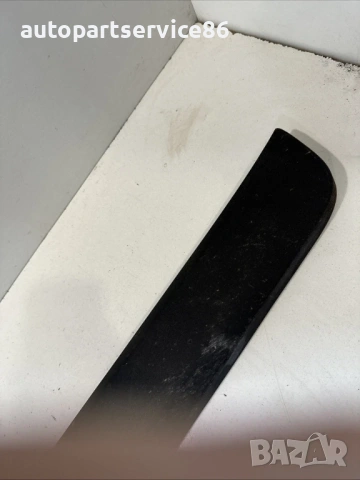 Външна черна лайсна за облицовка на предна лява врата за Volvo XC60 (2011) 31294844, снимка 2 - Части - 53741995