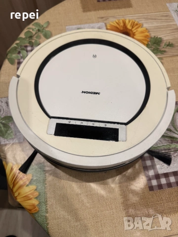 Робот прахосмукачка Medion MD 18600