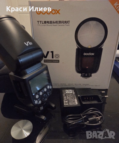 Светкавица Светкавица GODOX V1O за Olympus/Panasonic, снимка 5 - Светкавици, студийно осветление - 53901733