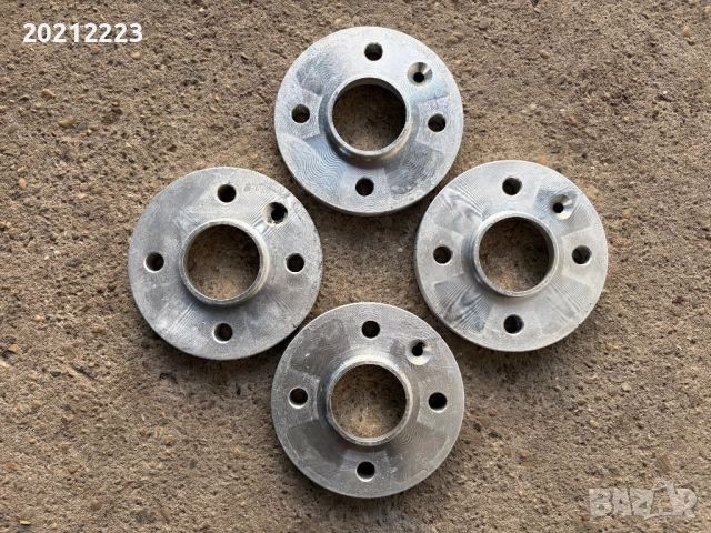 4 броя алуминиеви фланци за Renault, снимка 5 - Аксесоари и консумативи - 52774669