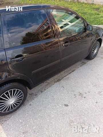 Vw Polo 1.4 Бензин 2003, снимка 2 - Автомобили и джипове - 54091855