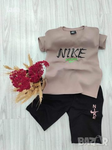 детски екип Nike , снимка 2 - Детски комплекти - 46271032