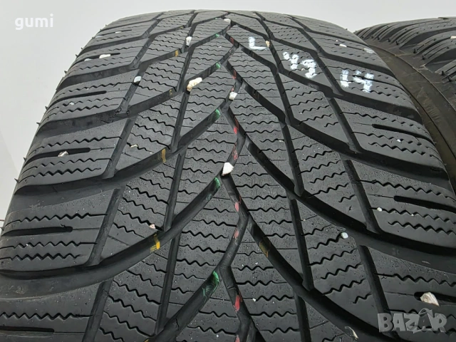 2бр зимни гуми 215/45/17 LASSA L04914 , снимка 2 - Гуми и джанти - 53492234