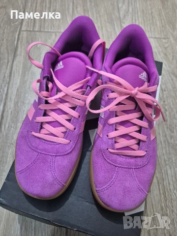 Маратонки Адидас 